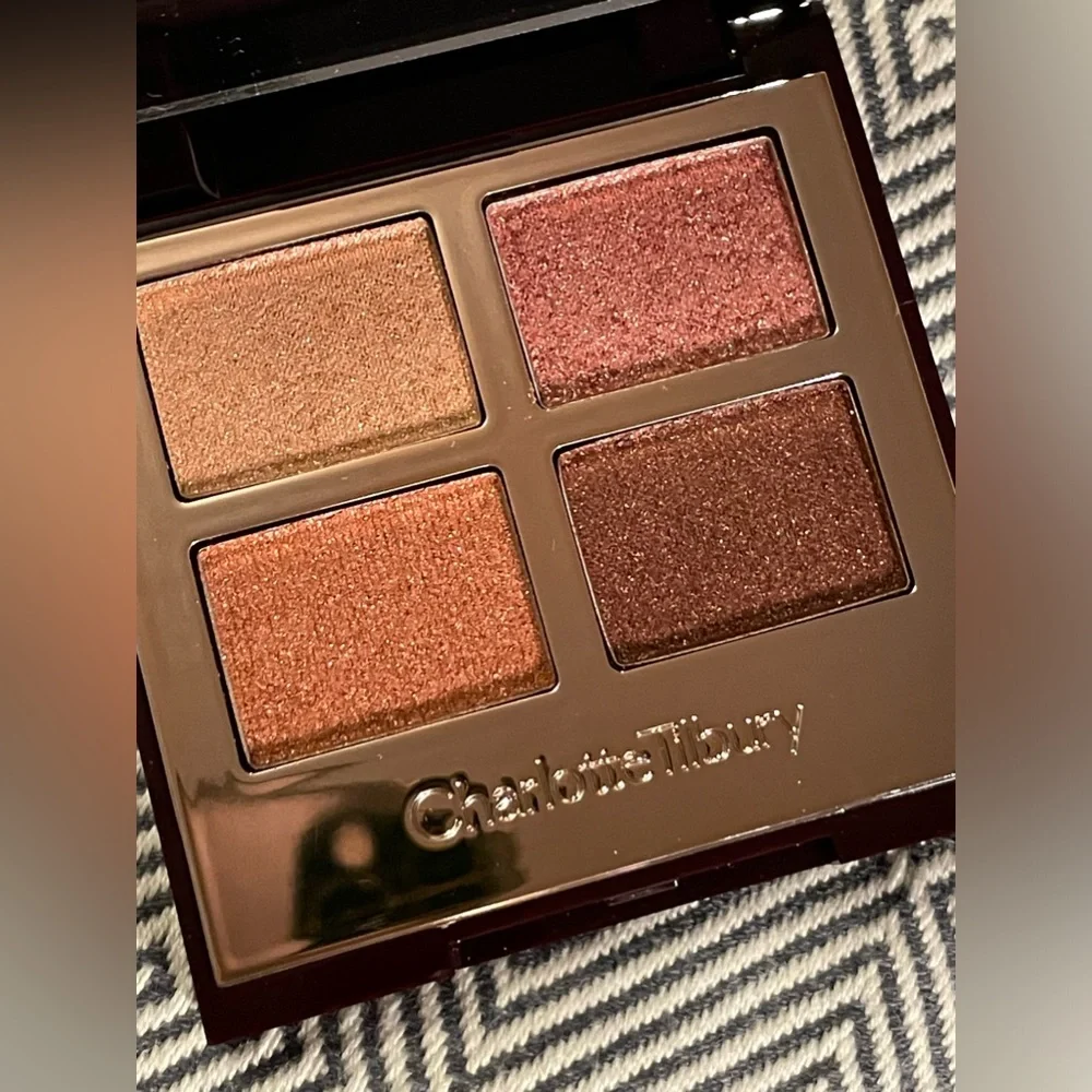 Charlotte Tilbury | Luxury Palette Of Pops in Pillow Talk | NIB